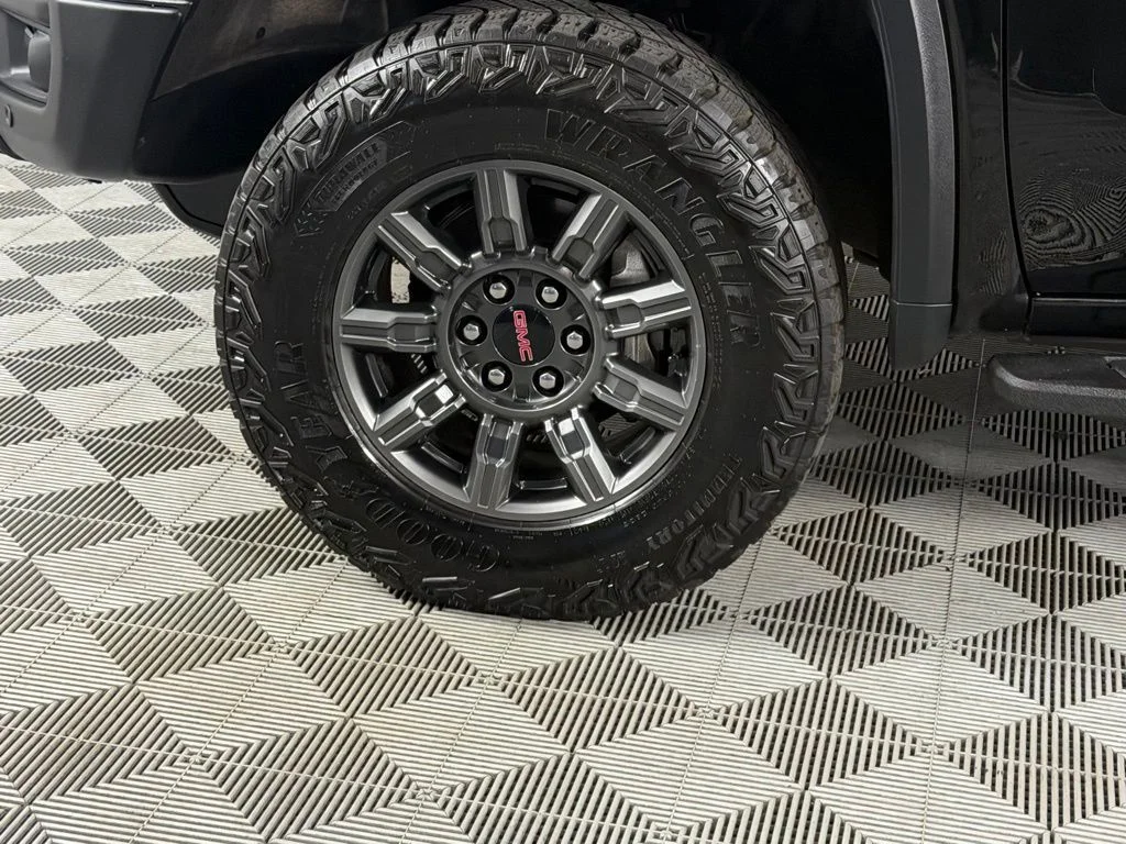 2024 GMC Sierra 1500 AT4X - Photo 10