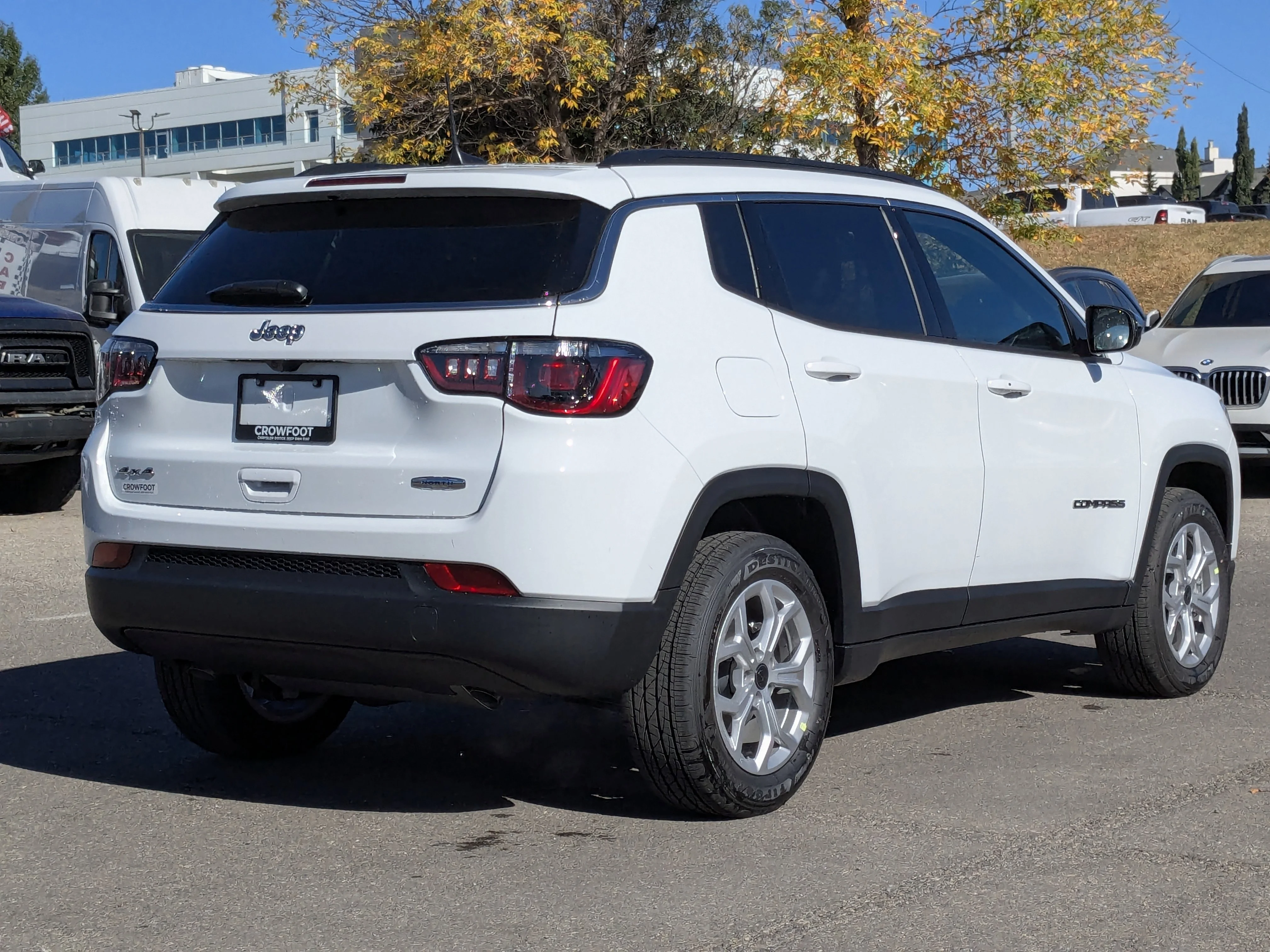 New 2026 White Jeep North - Panoramic Sunroof - Alpine Audio -  Adaptive Cruise - Power Liftgate & Tons More! image 8