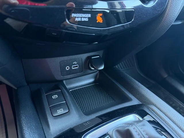 Used 2022 Red Nissan SL image 20