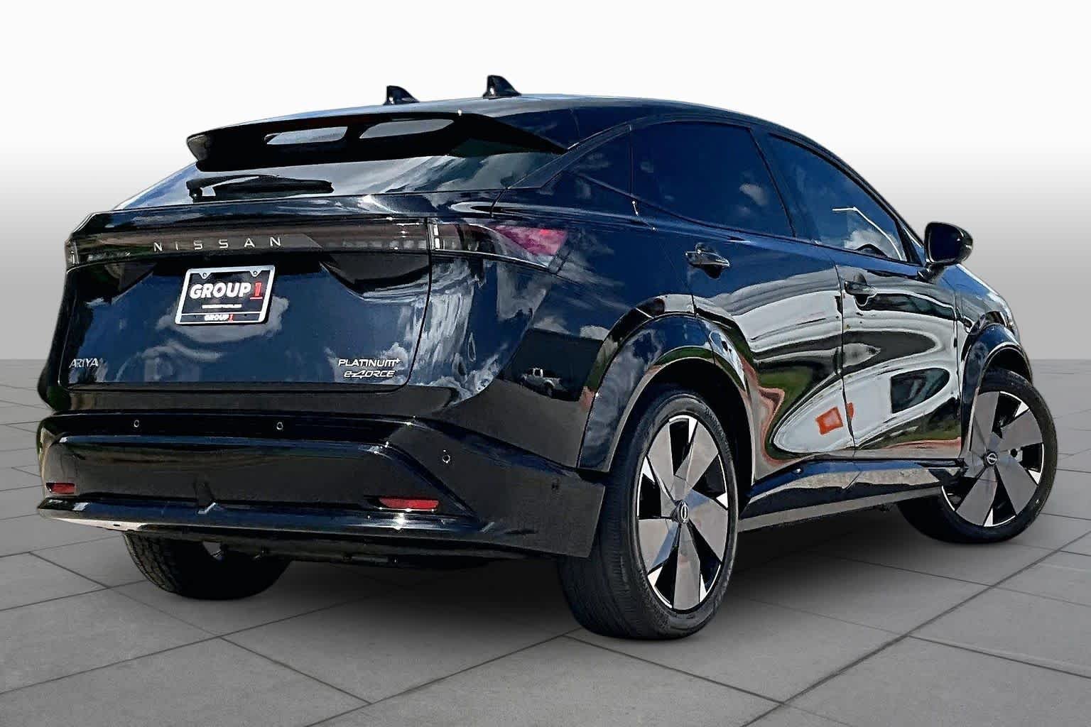 Used 2024 Black Diamond Pearl Nissan PLATINUM+ image 12