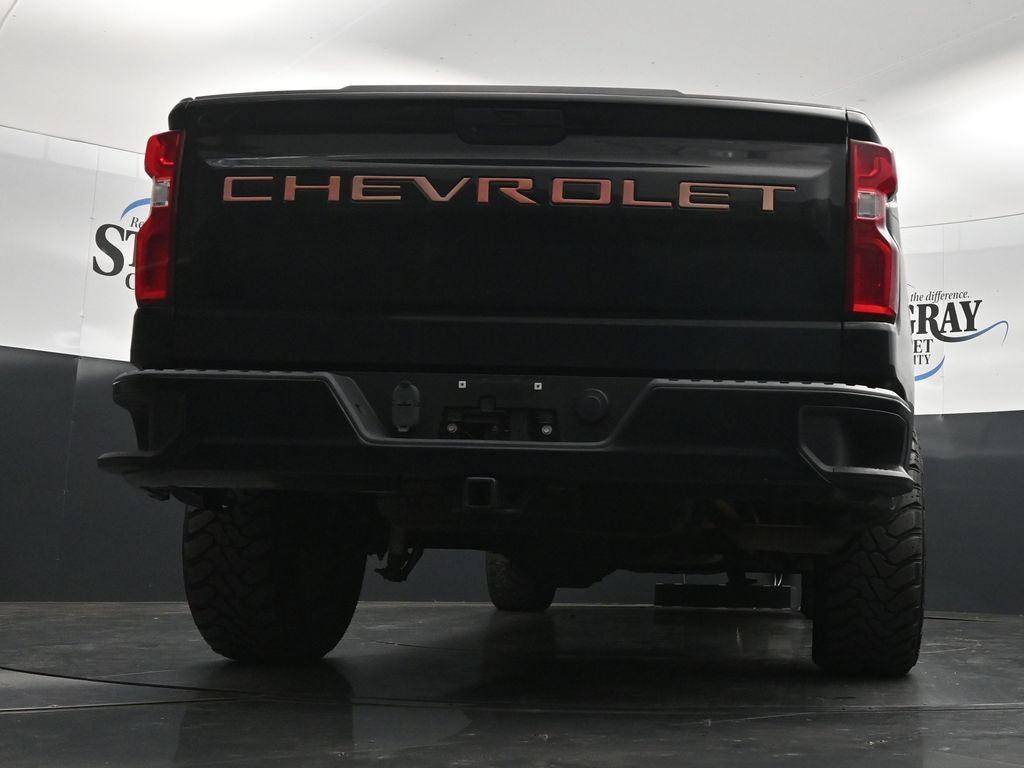 Used 2019 BLACK Chevrolet RST image 31