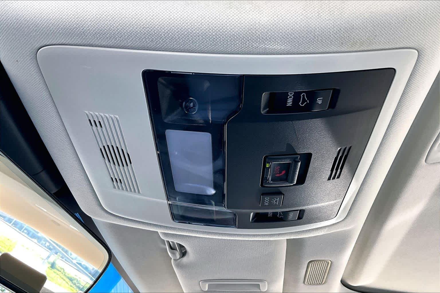 Used 2021 Nebula Gray Pearl Lexus  image 32