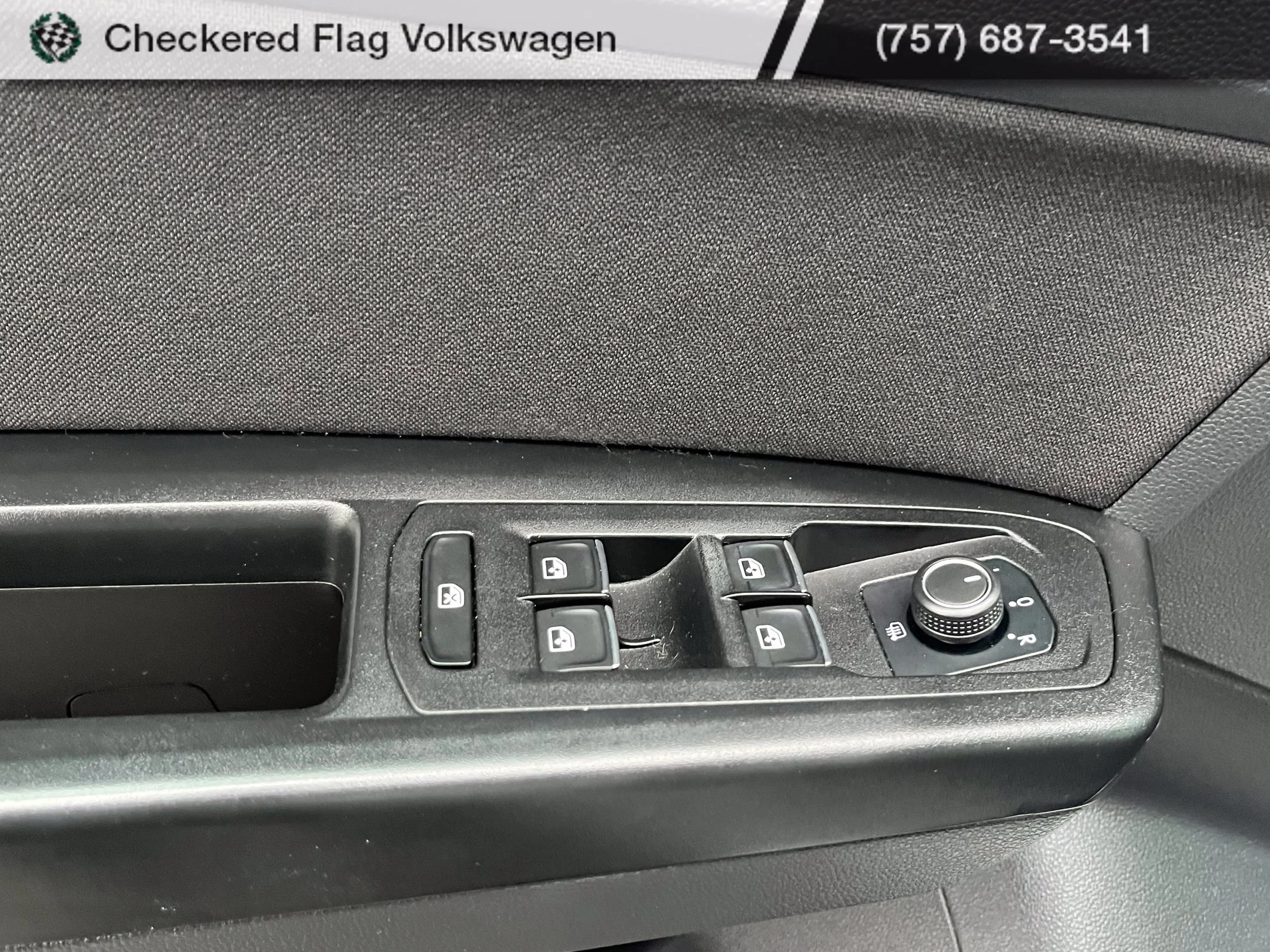 Used 2019 Pure White Volkswagen 2.0T S image 15