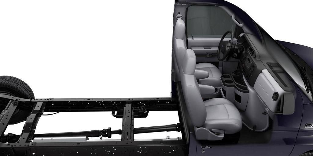 2026 Ford E-Series Cutaway Base - Photo 61