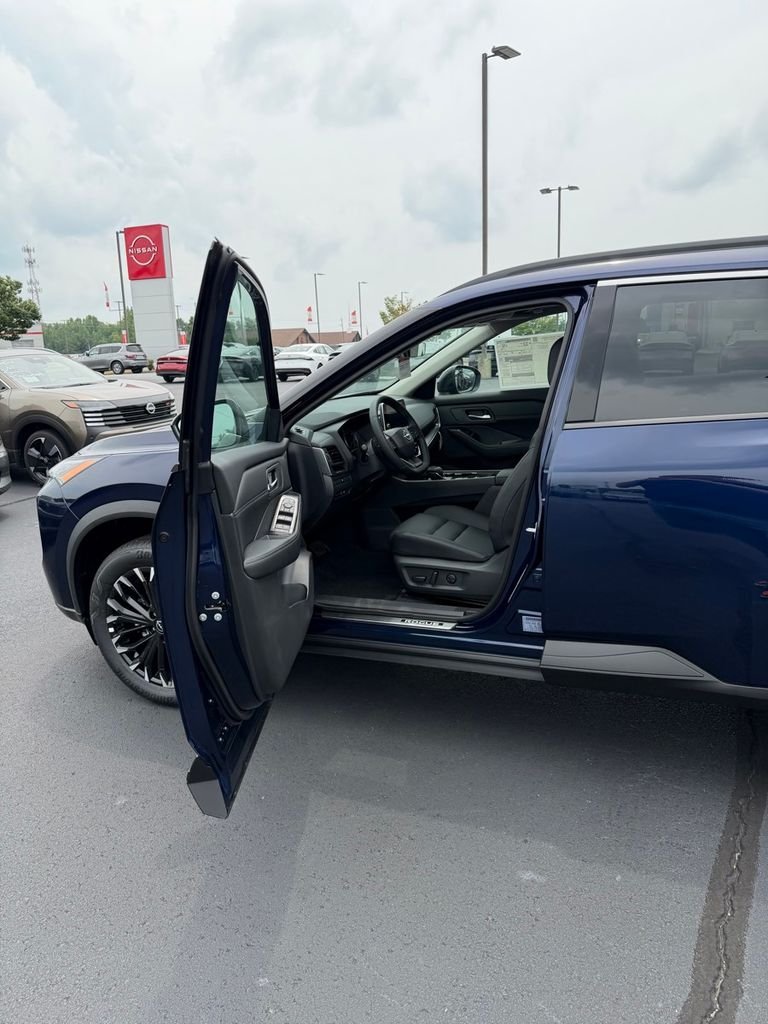 New 2026 Deep Ocean Blue Pearl Nissan Dark Armor™ image 9