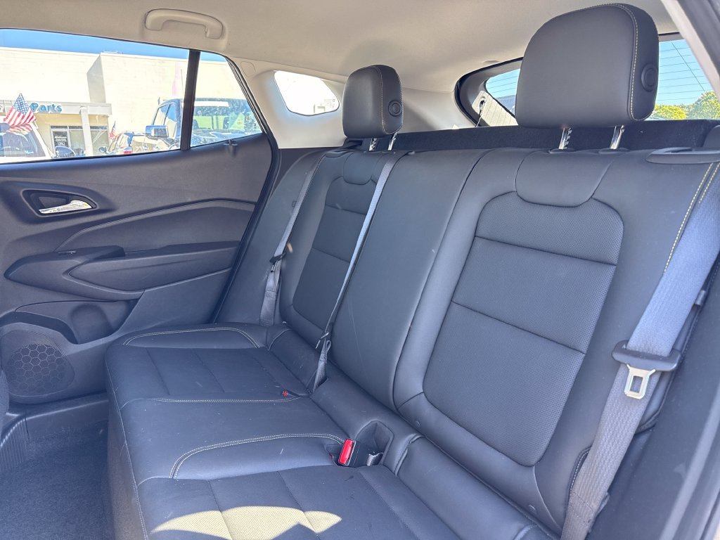 Used 2025 Green Chevrolet ACTIV image 15