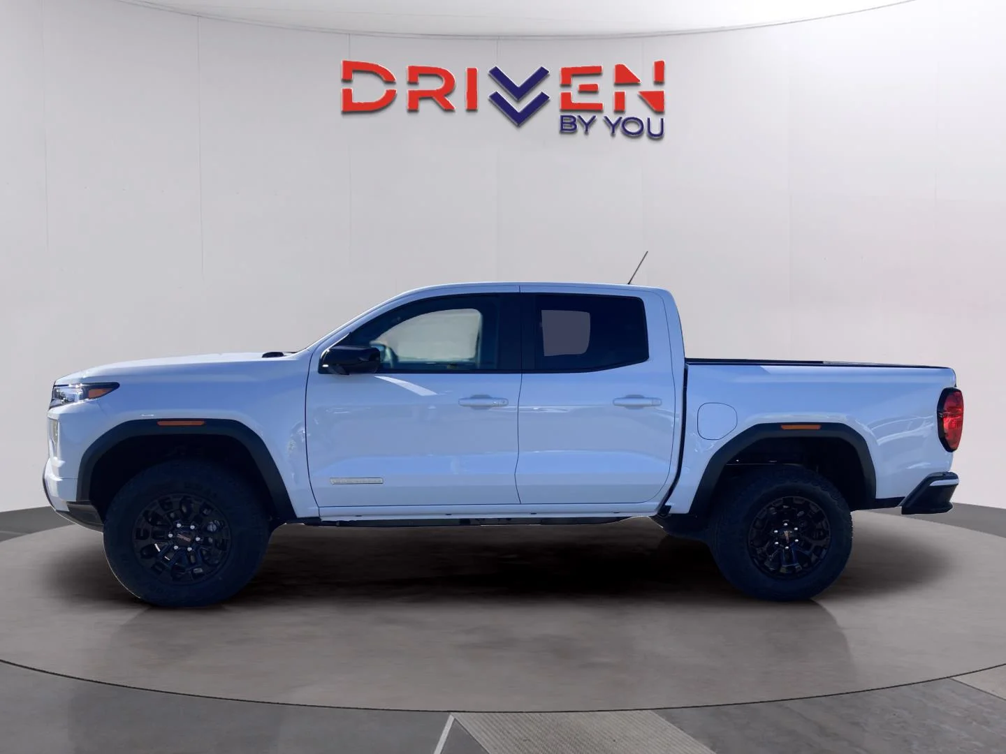 New 2026 Summit White GMC Elevation image 2