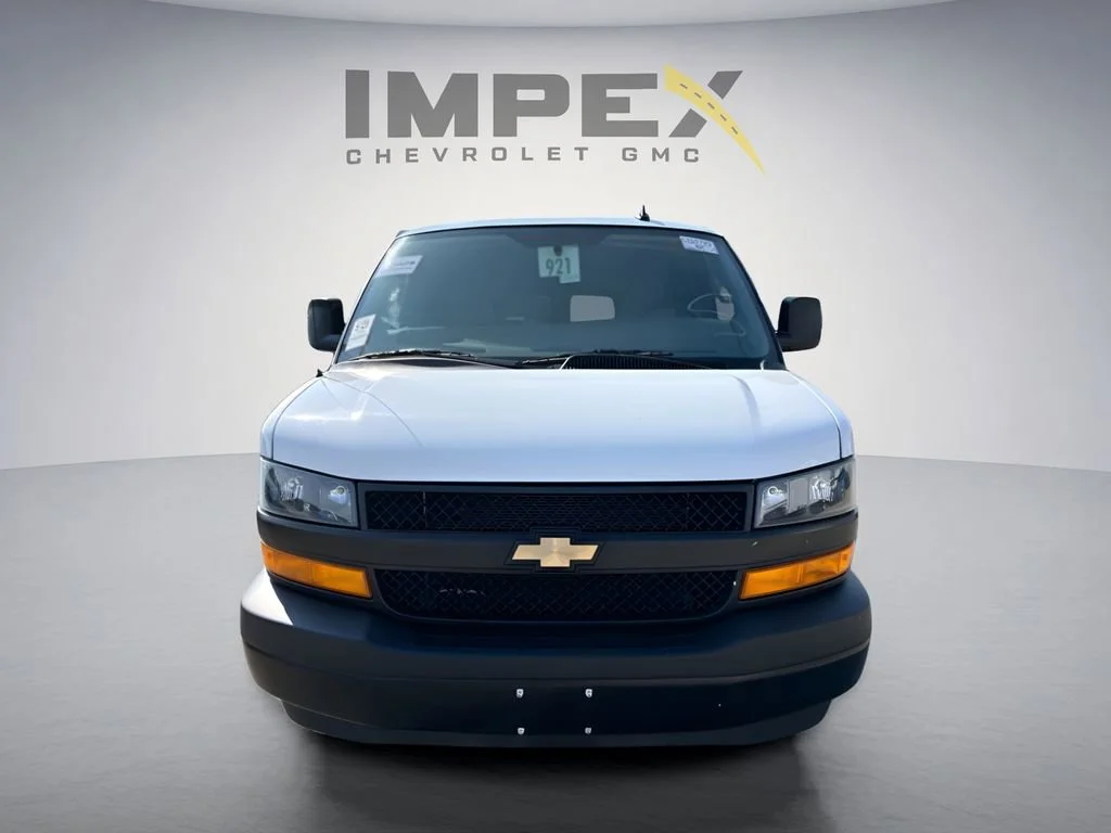 Used 2025 Summit White Chevrolet 1LS image 6