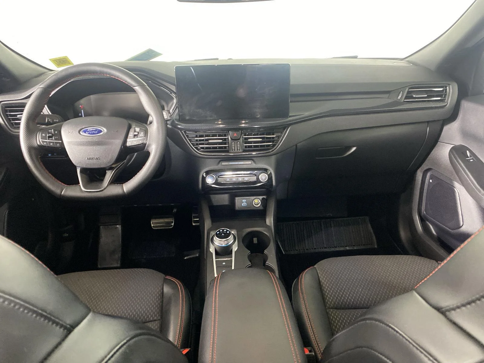 Used 2023 Star White Metallic Tri-Coat Ford ST-Line image 35