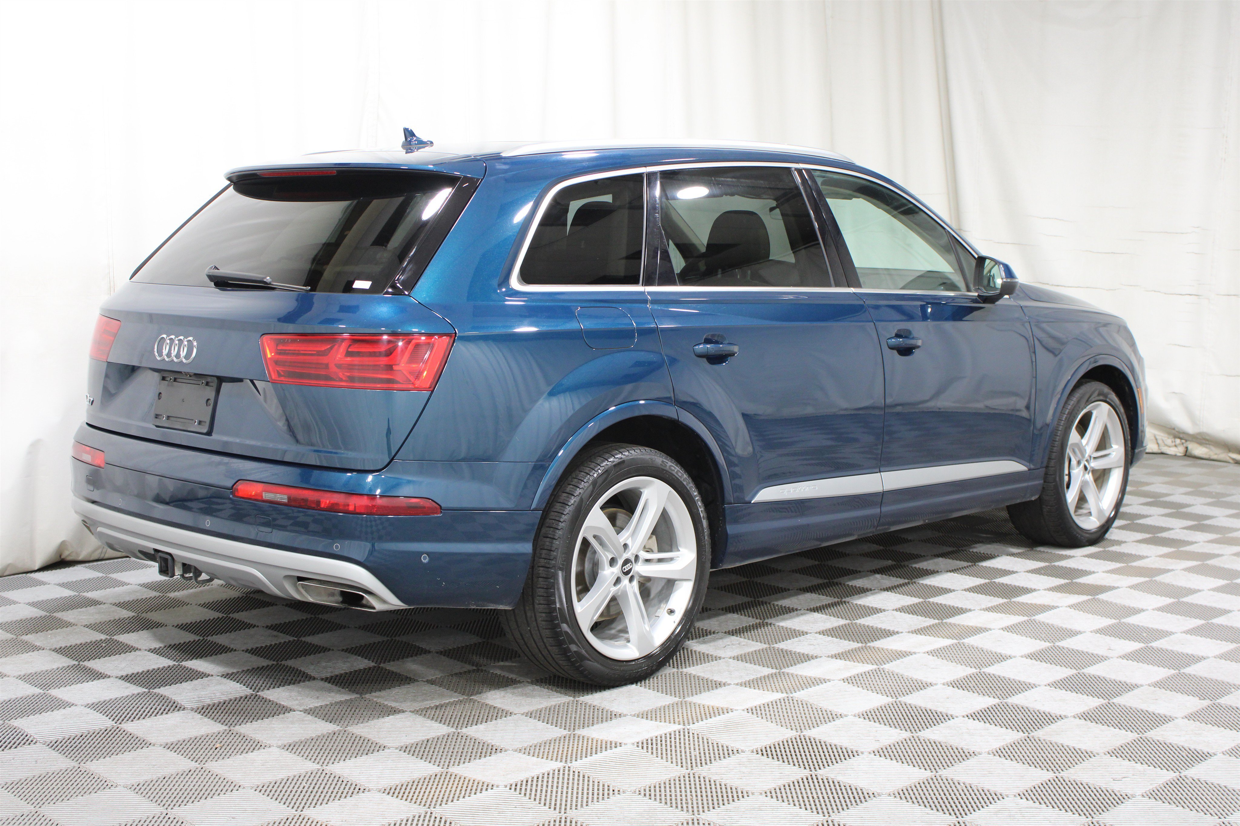 Used 2019 Navarra Blue Metallic Audi Prestige All-Wheel Drive image 36