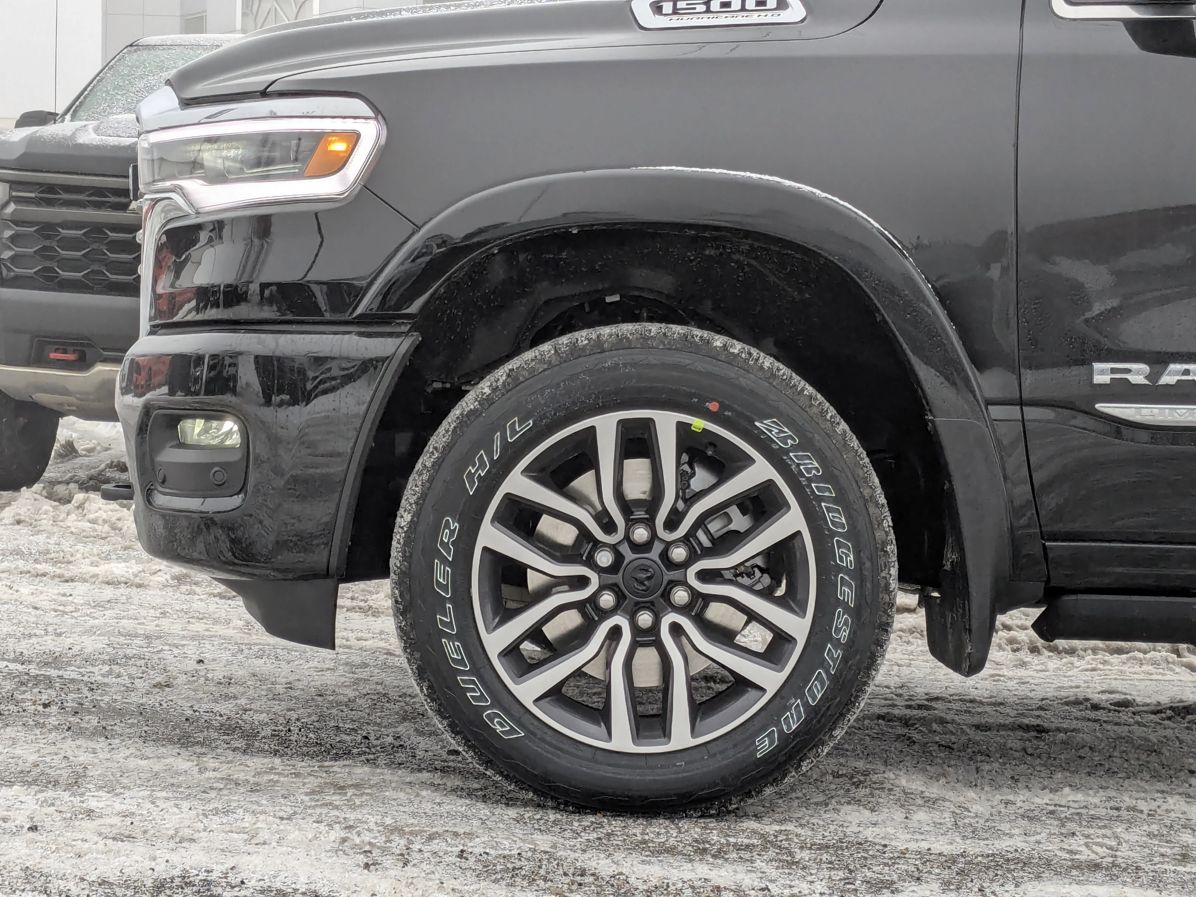 New 2026 Black RAM Limited - PANO SUNROOF - HEADS UP DISPLAY - RAMBOX CARGO & TONS MORE! image 9