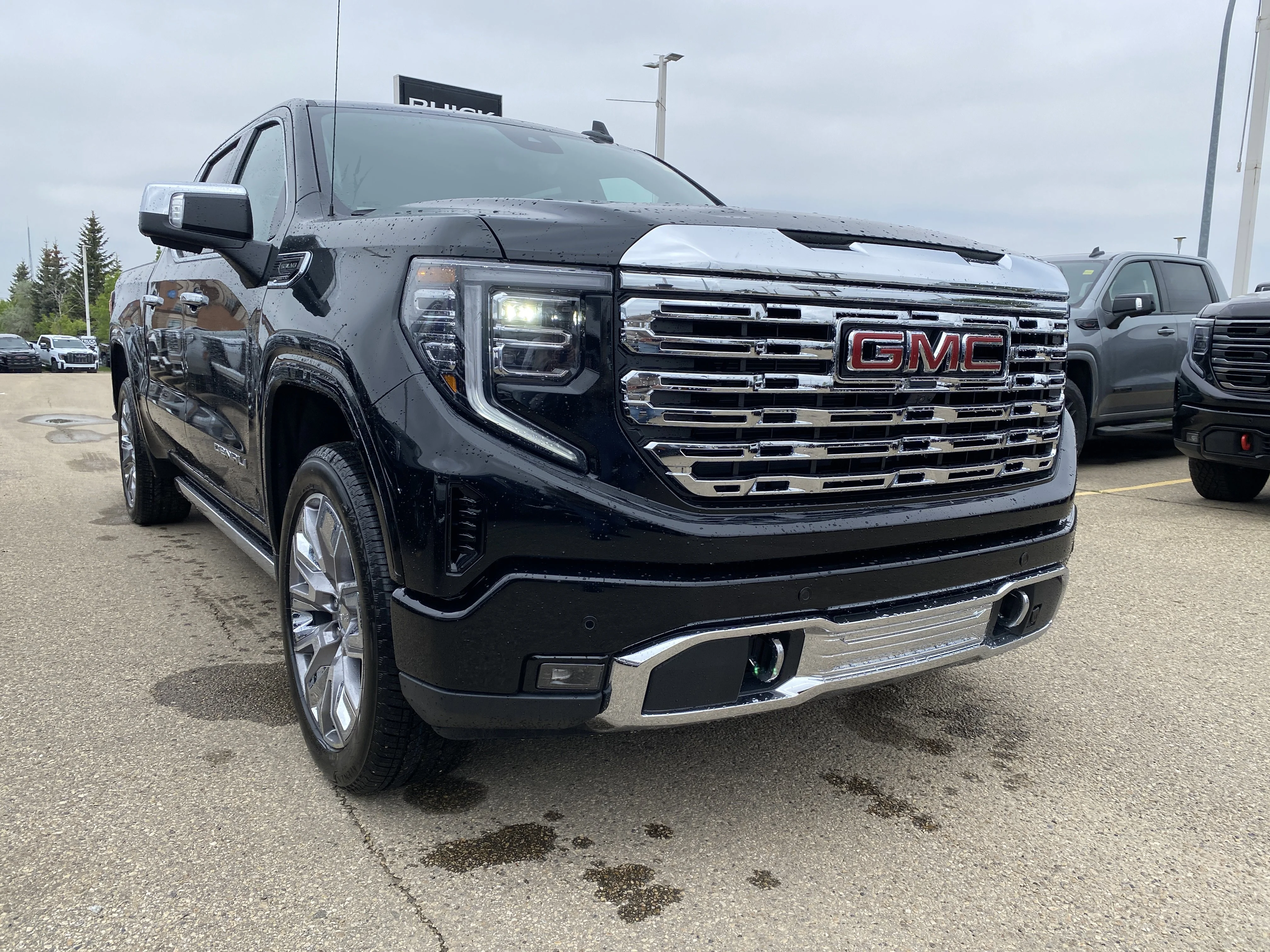New 2026 ONYX BLACK GMC Denali image 8
