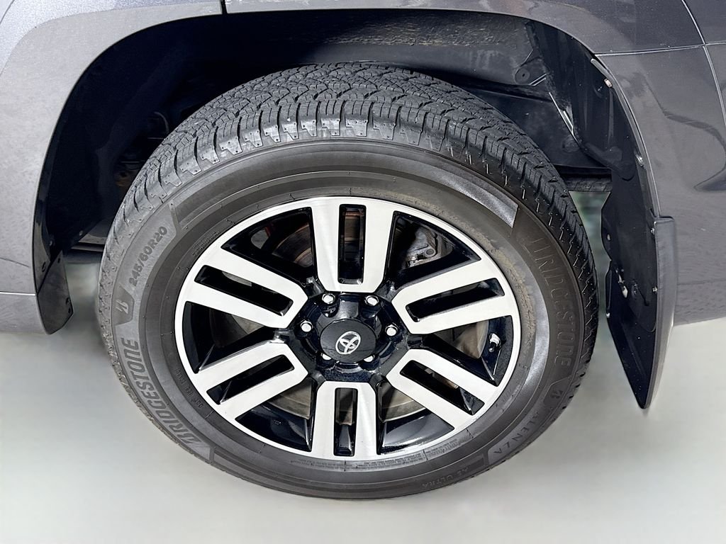 Used 2016 Magnetic Gray Metallic Toyota Limited image 33
