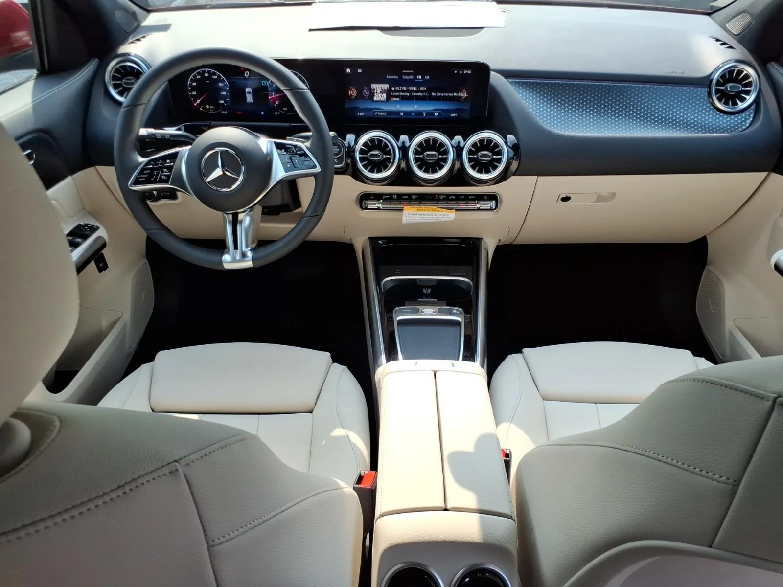 New 2026  Mercedes-Benz GLA 250 image 27