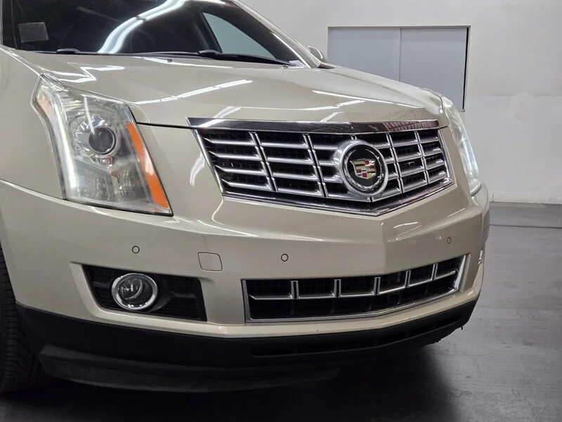 Used 2015 Silver Coast Metallic Cadillac Premium Collection image 4