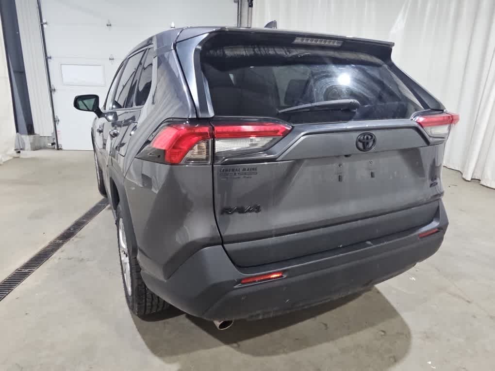 Used 2023 Magnetic Gray Metallic Toyota LE image 4