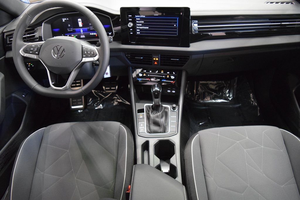 2026 Volkswagen Jetta Sport - Photo 8
