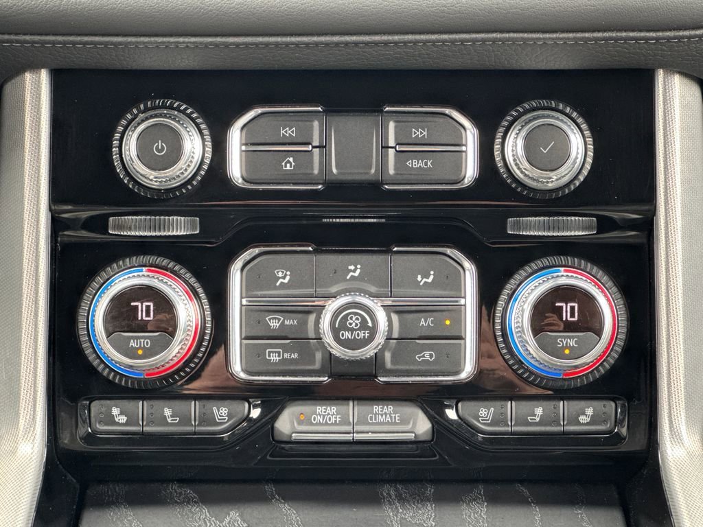 2021 GMC Yukon Denali - Photo 27