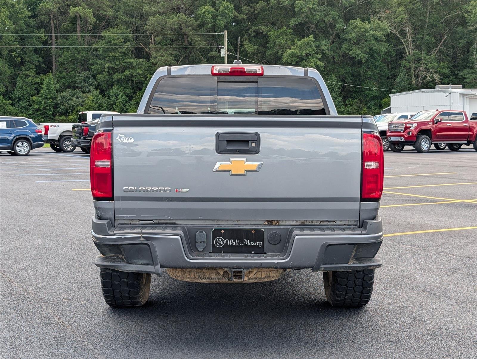 Used 2018 STERLING GRAY METALLIC Chevrolet 4WD Z71 image 4