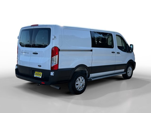 Used 2025 Oxford White Ford Base image 5