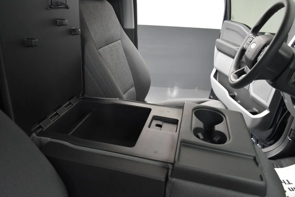 2025 Ford F-250 Super Duty XL - Photo 25