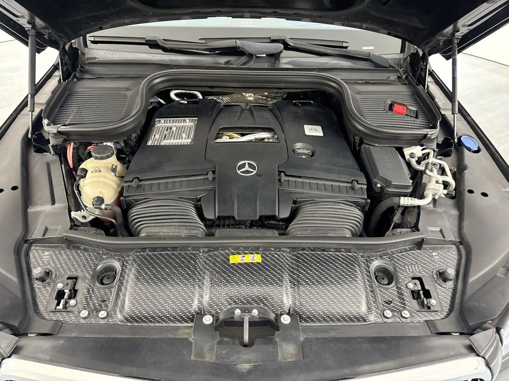 Used 2021 Black Mercedes-Benz Maybach GLS 600 image 31