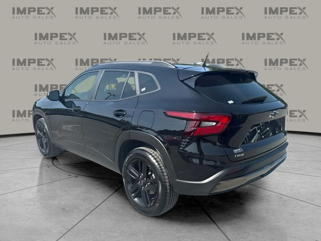 Used 2025 Black Chevrolet ACTIV image 2