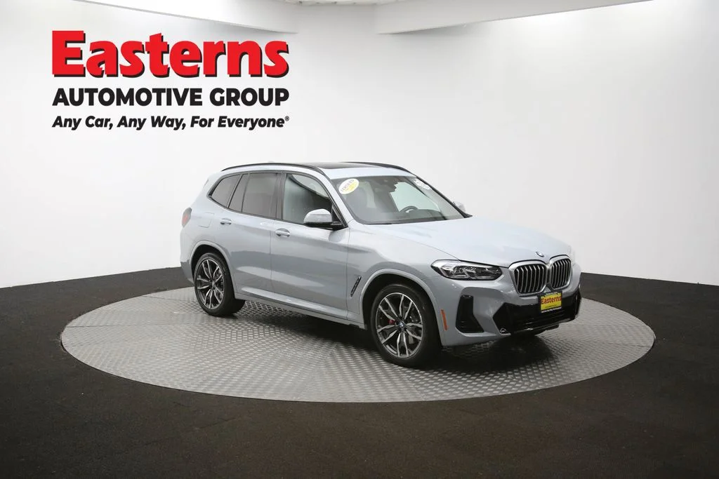 Used 2022 Gray BMW sDrive30i image 50