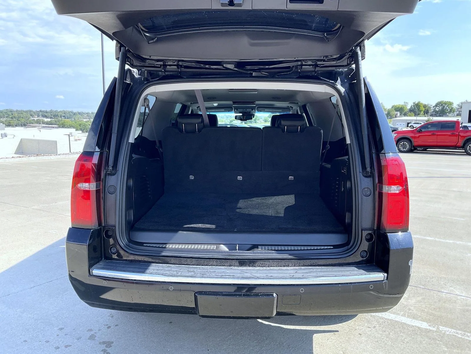 Used 2017 Black Chevrolet Premier image 9