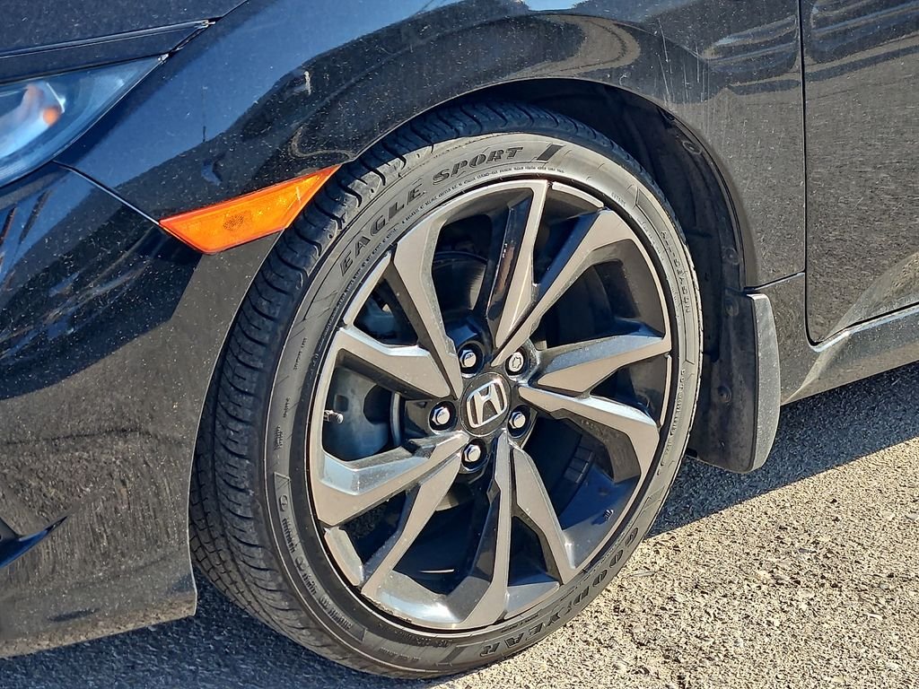 Used 2021  Honda Sport image 4