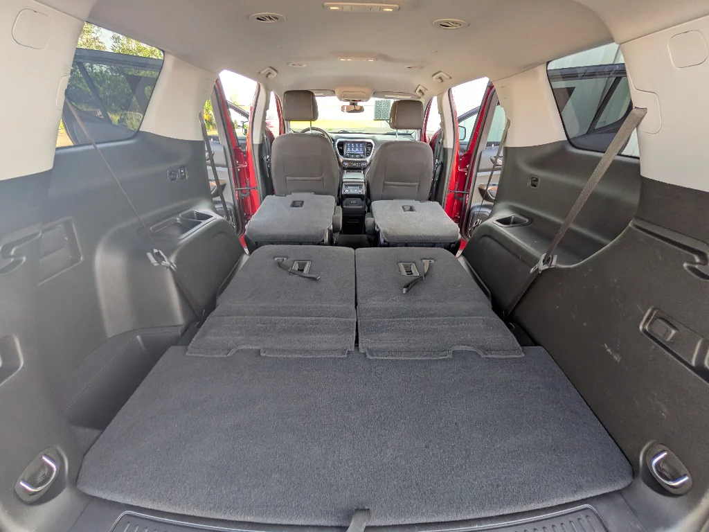 Used 2021 Cayenne Red Tintcoat GMC SLE image 18