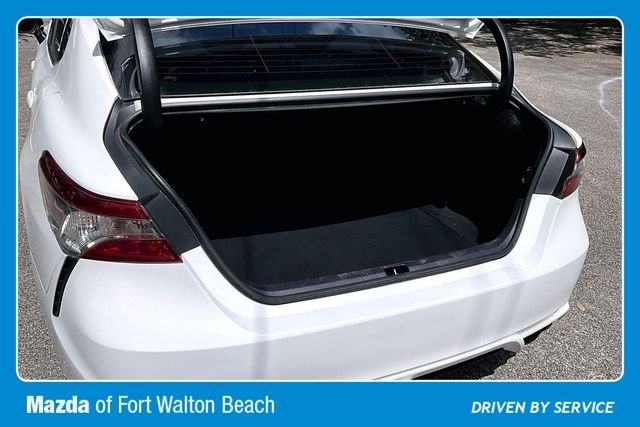 Used 2019 White Toyota SE image 35