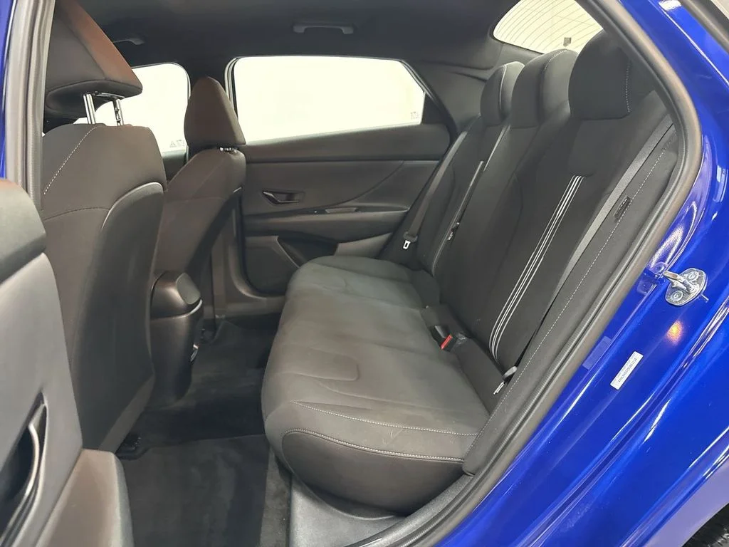Used 2025 Intense Blue Hyundai SEL Sport image 15