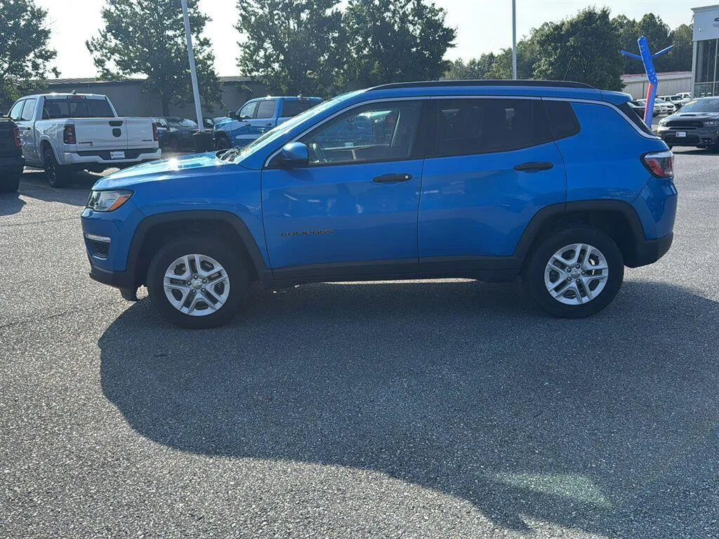 Used 2020 Laser Blue Pearlcoat Jeep Sport image 2