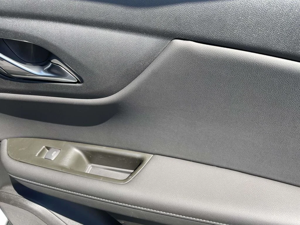 New 2026 Sterling Gray Metallic Chevrolet LT image 10