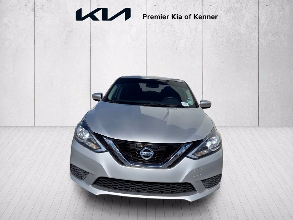 Used 2017 Silver Nissan S image 7