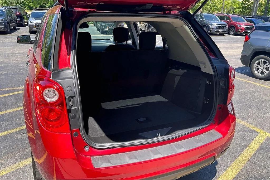 Used 2013 Red Chevrolet LT image 31