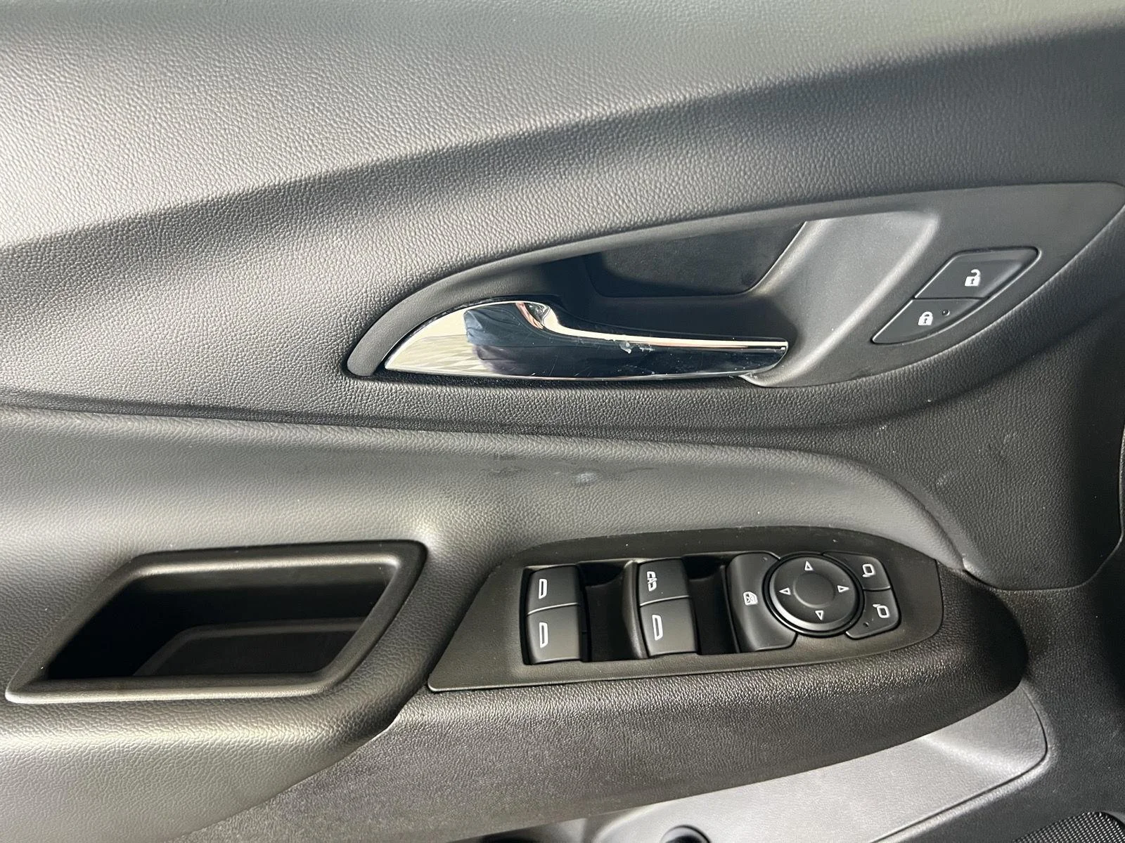 Used 2024 Sterling Gray Metallic Chevrolet LT image 8
