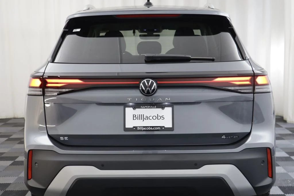 New 2026 Platinum Gray Volkswagen 2.0T SE image 16