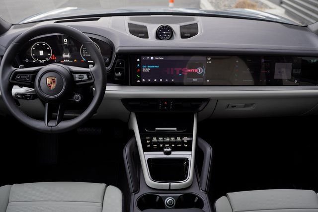 2026 Porsche Cayenne Coupe Base - Photo 13