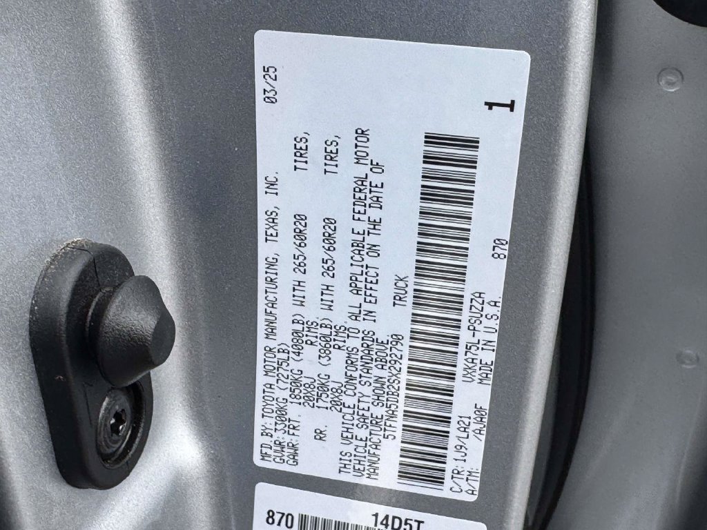 Used 2025 Silver Toyota Platinum image 29