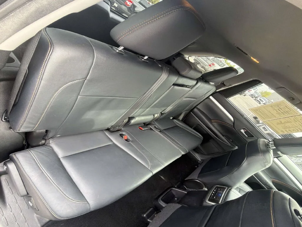 Used 2015 Black Toyota XLE V6 image 29
