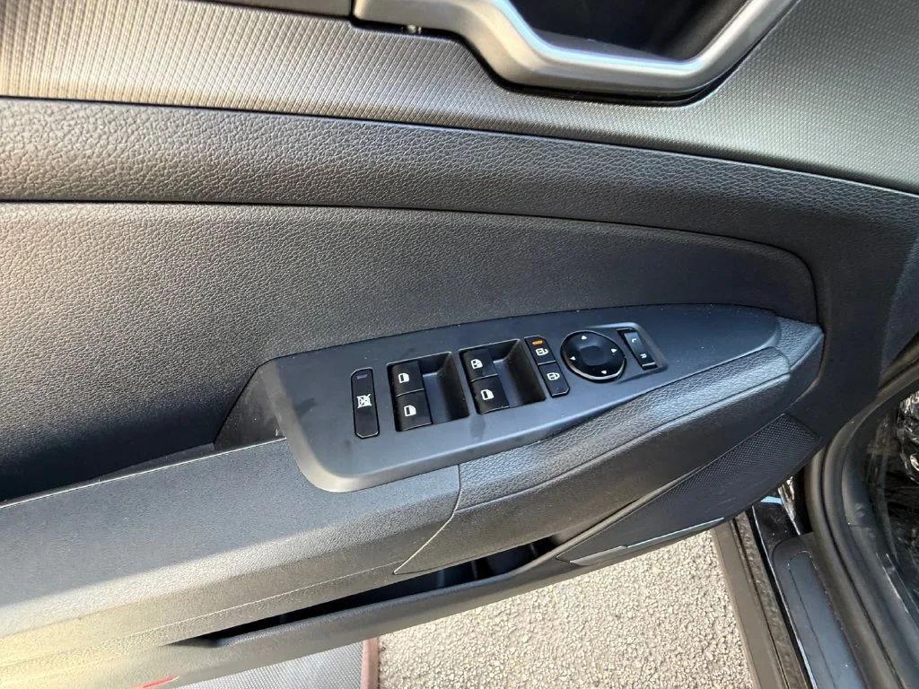 Used 2026 Black Kia LX image 11