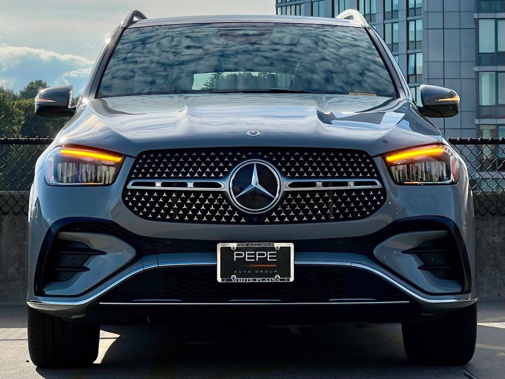 Certified Used 2024 Gray Mercedes-Benz GLE 350 image 3