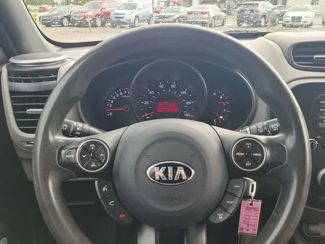 Used 2016 Silver Kia Base image 19
