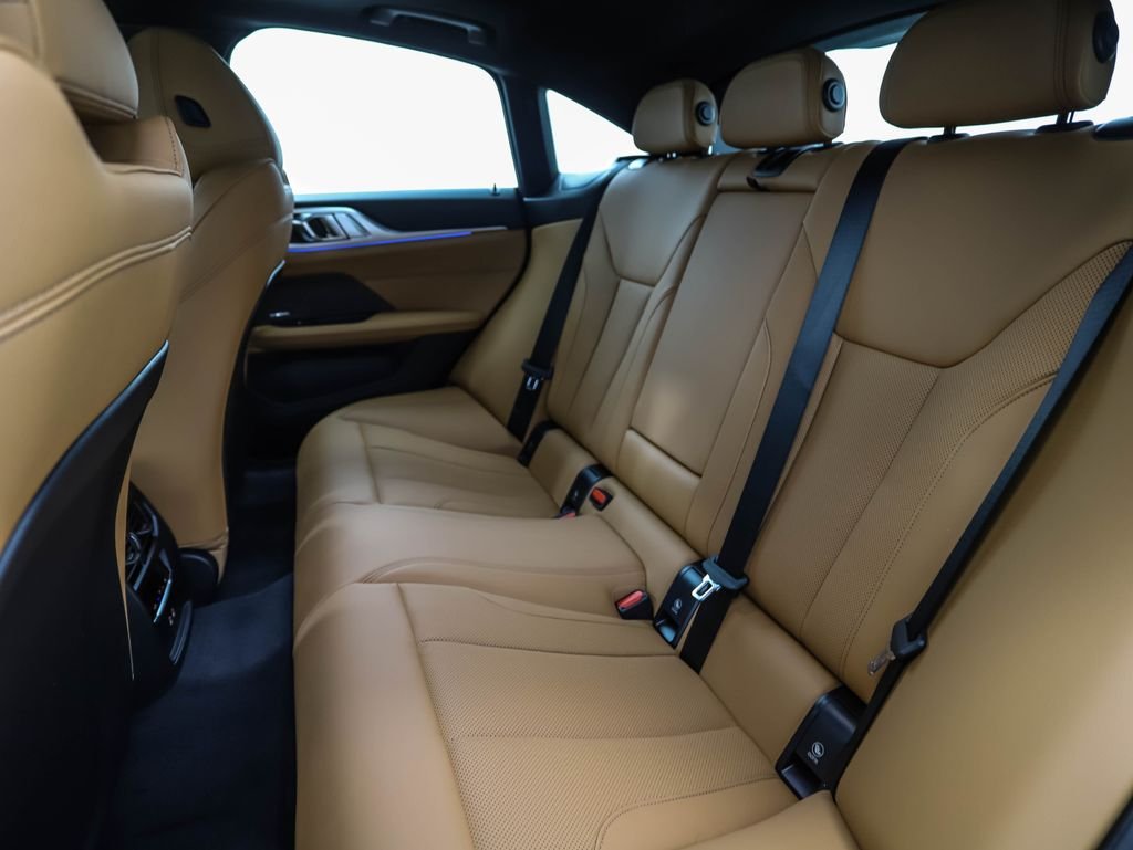 2025 BMW i4 40 - Photo 22