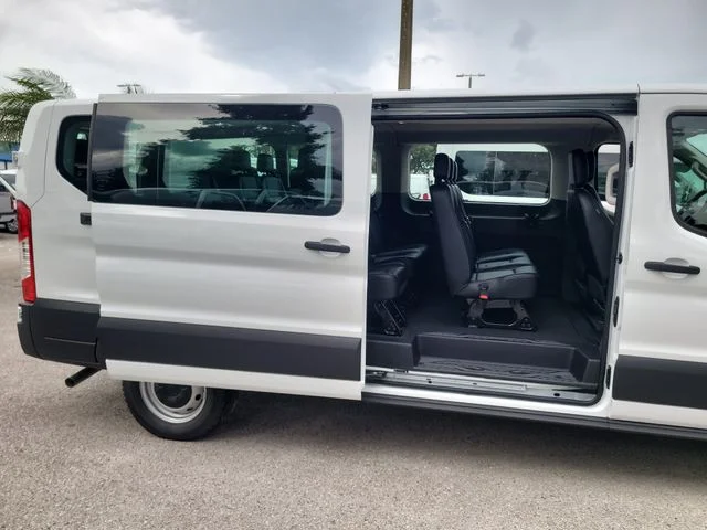 New 2026 Oxford White Ford XL image 11