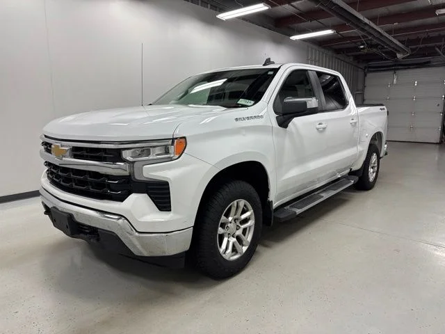 Certified Used 2022 White Chevrolet LT image 1