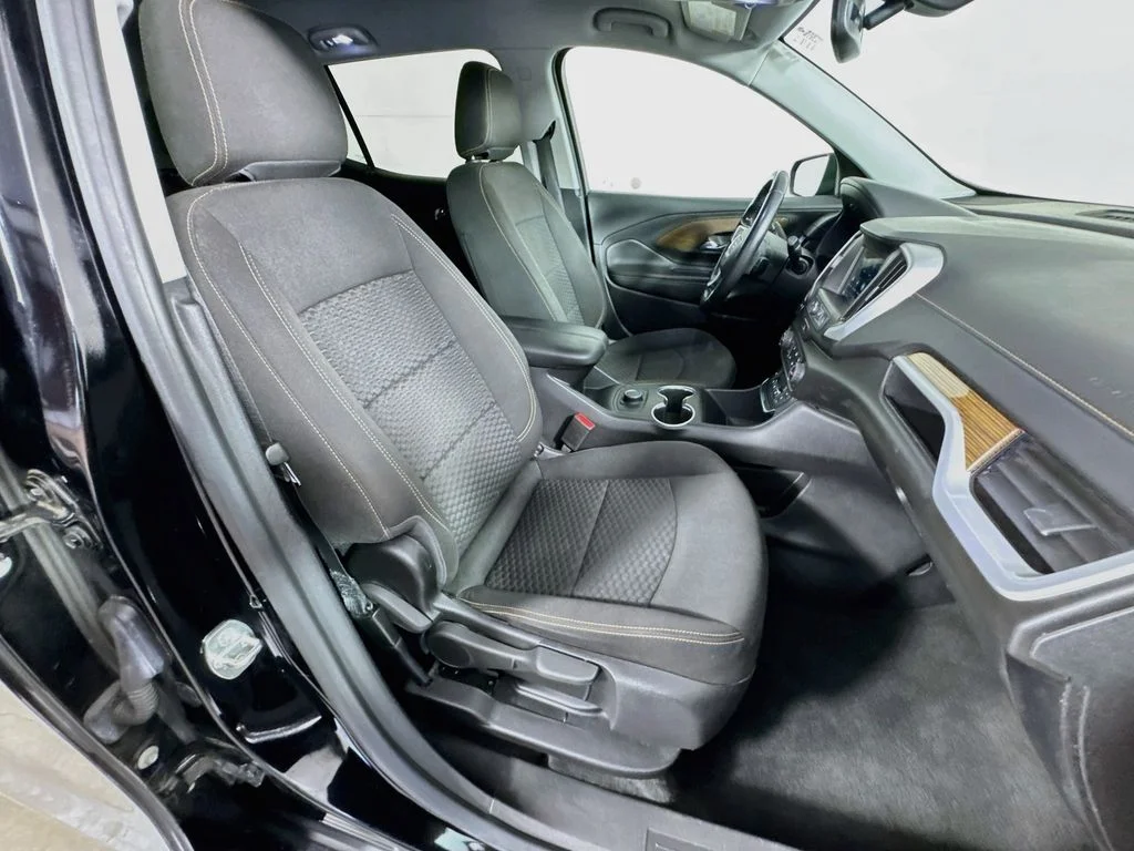 Used 2019 Black GMC SLE image 33