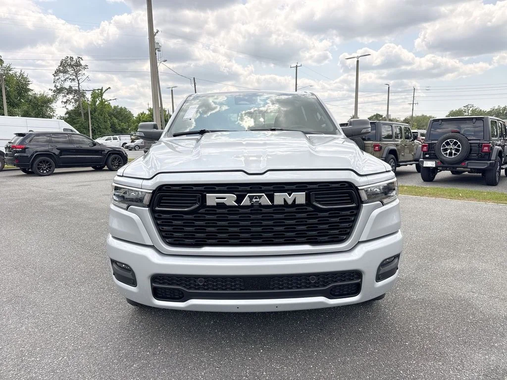 New 2026 Silver Zynith Exterior Paint RAM Big Horn/Lone Star image 8